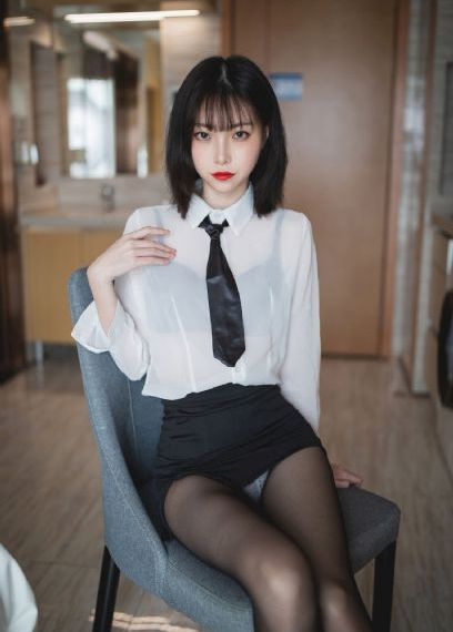 被特种兵们的合不拢腿_DVD免费观看
